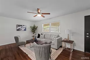 11118 Alan Shepard Dr, Saint Louis, MO 63043 - Photo 4