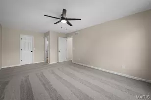 915 Hunter Chaise Dr, Wentzville, MO 63385 - Photo 20