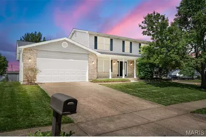 915 Hunter Chaise Drive, Wentzville, MO 63385 - Photo 1