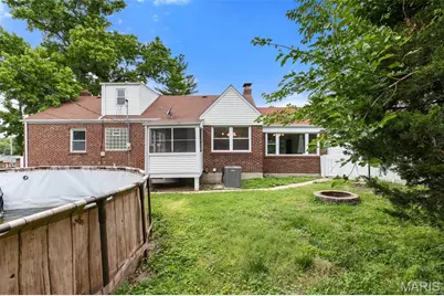 9938 Coventry Lane, Affton, MO 63123 - Photo 36