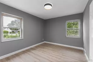 9938 Coventry Ln, Affton, MO 63123 - Photo 18