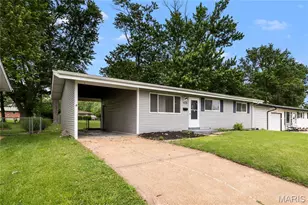 1525 Layven Ave, Florissant, MO 63031 - Photo 2
