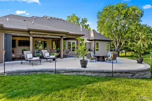 50 Meadowbrook Country Club Estate, Ballwin, MO 63011 - Photo 14