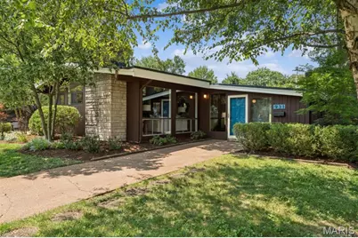931 Coffey Drive, Saint Louis, MO 63126 - Photo 1