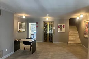 725 S Skinker Blvd, Saint Louis, MO 63105 - Photo 2