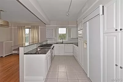 725 S Skinker Boulevard #7C, Saint Louis, MO 63105 - Photo 12