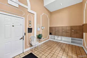 312 Clayton Xing Dr, Ellisville, MO 63011 - Photo 6
