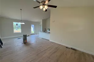 270 Railroad St, Moscow Mills, MO 63362 - Photo 8