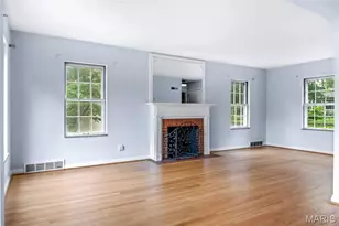 117 Cornelia Ave, Glendale, MO 63122 - Photo 4