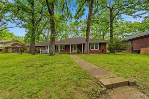 7441 Raleigh Dr, Grantwood Village, MO 63123 - Photo 2