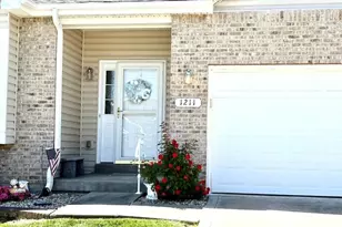 1211 Windcrest Cir, Arnold, MO 63010 - Photo 2