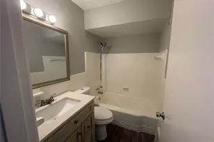 517 Teston Dr, Saint Louis, MO 63135 - Photo 8