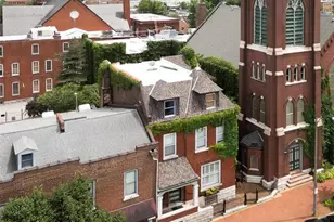 1808 S 9th St, Saint Louis, MO 63104 - Photo 2