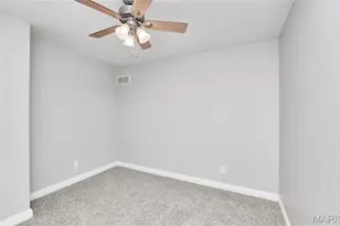 5542 Autumn Trace Pkwy, Wentzville, MO 63385 - Photo 18