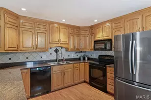 1712 Sparrow Point Ln, Fenton, MO 63026 - Photo 8