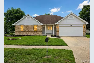 3951 Triple Crown Drive, Florissant, MO 63034 - Photo 1