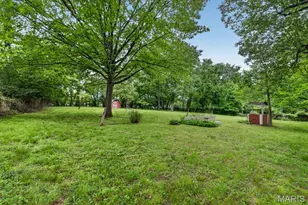 33 Topping Ln, Des Peres, MO 63131 - Photo 4