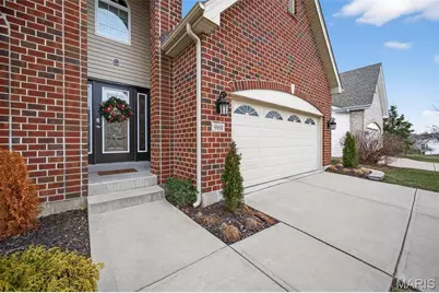 968 Ridgepointe Place Circle, Lake Saint Louis, MO 63367 - Photo 2