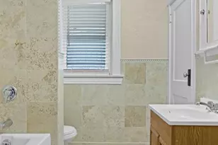 7005 Pershing Ave, University City, MO 63130 - Photo 22