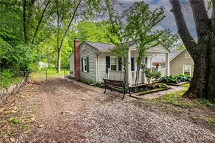 534 Tecumseh St, Saint Charles, MO 63301 - Photo 4