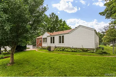 527 Sunningwell Drive, Webster Groves, MO 63119 - Photo 46