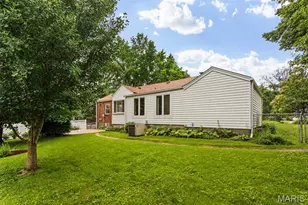 527 Sunningwell Dr, Webster Groves, MO 63119 - Photo 46