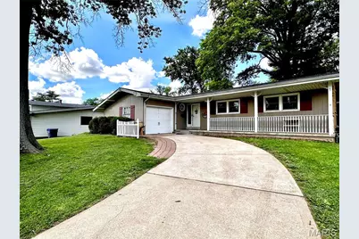 8 Lila Lane, Florissant, MO 63033 - Photo 1