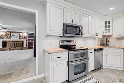 2217 Gladiator Drive, Fenton, MO 63026 - Photo 8
