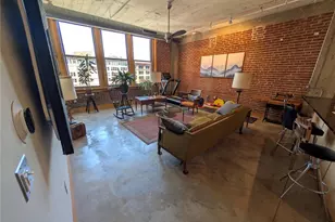 1627 Locust St, Saint Louis, MO 63103 - Photo 12