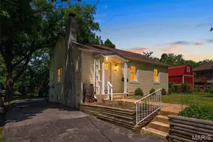10411 Maddox Pl, Overland, MO 63114 - Photo 1