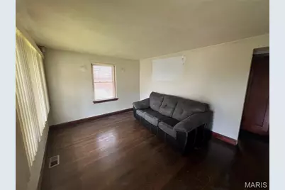 4719 Seattle Street, Saint Louis, MO 63121 - Photo 2