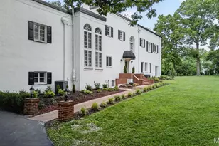 4 Litzsinger Ln, Ladue, MO 63124 - Photo 4