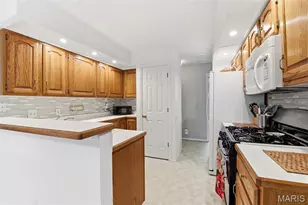 141 Greenstone Dr, Unincorporated, MO 63303 - Photo 12
