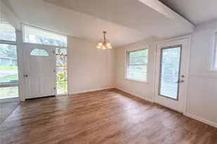 1015 Robinwood Dr, Florissant, MO 63033 - Photo 8