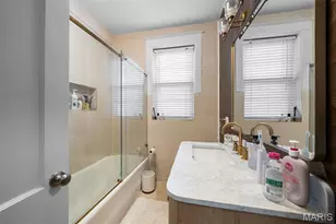 7110 Forsyth Blvd, University City, MO 63105 - Photo 36