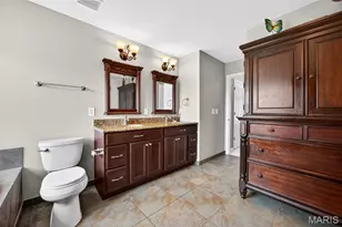 1306 Avondale Spring Dr, O'Fallon, MO 63368 - Photo 46