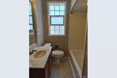 5226 Loughborough Avenue, Saint Louis, MO 63109 - Photo 4
