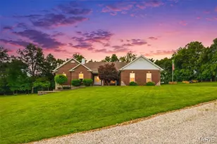 20 Valley Ridge Ct, Hawk Point, MO 63349 - Photo 1