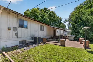 305 Imperial Dr, Hazelwood, MO 63042 - Photo 28