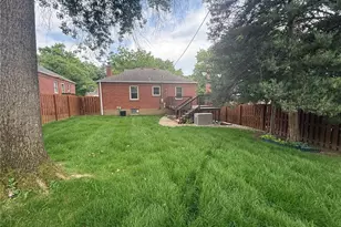 1518 Salem Hills Dr, Saint Louis, MO 63119 - Photo 4