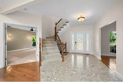 2582 Christopher Oaks Court, Oakville, MO 63129 - Photo 4