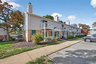9004 Cardinal Terrace, Saint Louis, MO 63144 - Photo 4