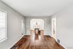 1123 Pike St, Saint Charles, MO 63301 - Photo 8