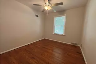 3649 E Edgar Ave, Bel-Ridge, MO 63121 - Photo 14