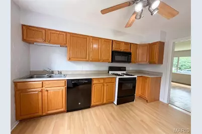 1 Winstead Place, Florissant, MO 63031 - Photo 14