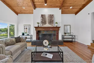 11601 Lakeshore Drive, Creve Coeur, MO 63141 - Photo 12