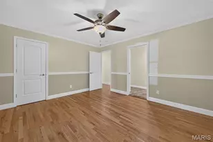 11601 Lakeshore Dr, Creve Coeur, MO 63141 - Photo 40