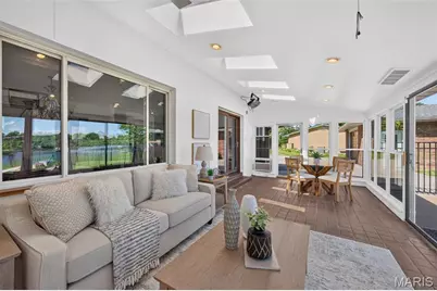 11601 Lakeshore Drive, Creve Coeur, MO 63141 - Photo 24