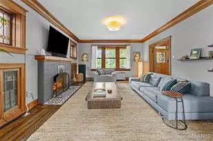 3661 Utah Pl, Saint Louis, MO 63116 - Photo 6
