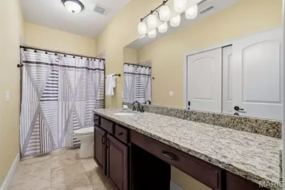 11701 Lakeshore Drive, Creve Coeur, MO 63141 - Photo 62